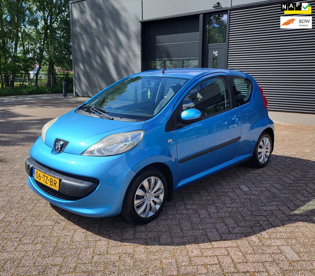 Peugeot 107 - 1.0-12V XS 1.0-12V XS, Elecra, 24/03/27 APK! - AutoWereld.nl