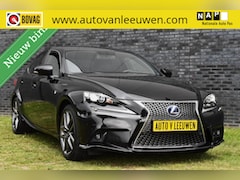Lexus IS - 300h F Sport 18 INCH/CAMERA/PDC/NAVI/STOELVW/ETC