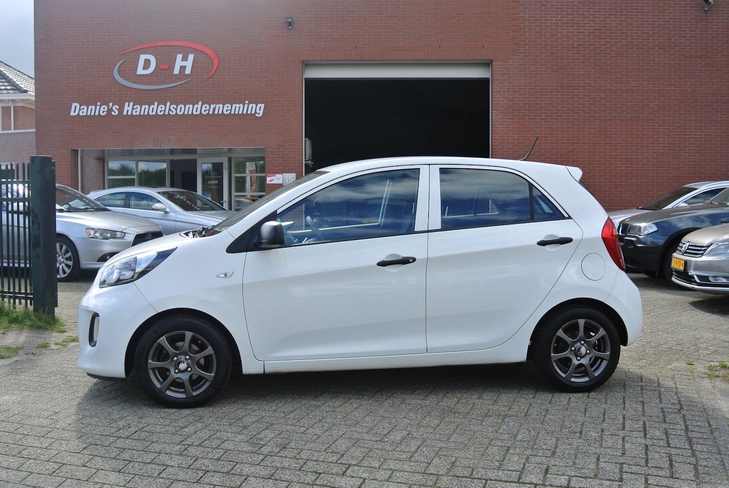Kia Picanto - 1.0 CVVT EconomyLine airco inruil mogelijk nap - AutoWereld.nl