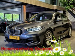 BMW 1-serie - 118i Executive Edition M-Sport | Panorama | Camera | NAP | Stoelverwarming | Sfeerverlicht