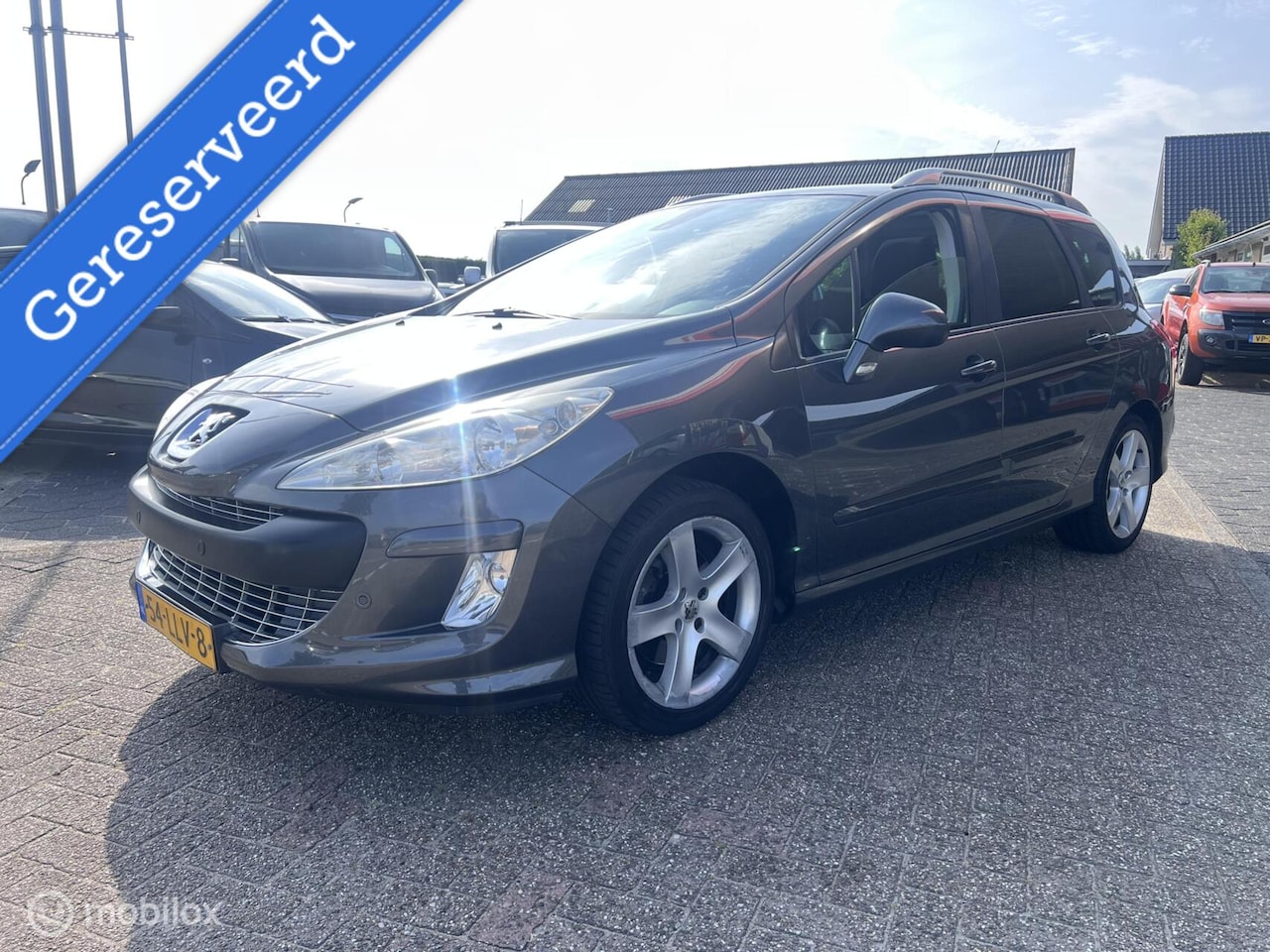 Peugeot 308 SW - 1.6 THP Allure 7 Persoons Automaat - AutoWereld.nl