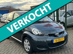 Toyota Aygo - 1.0-12V Now Airco elektrische ramen cv op afs
