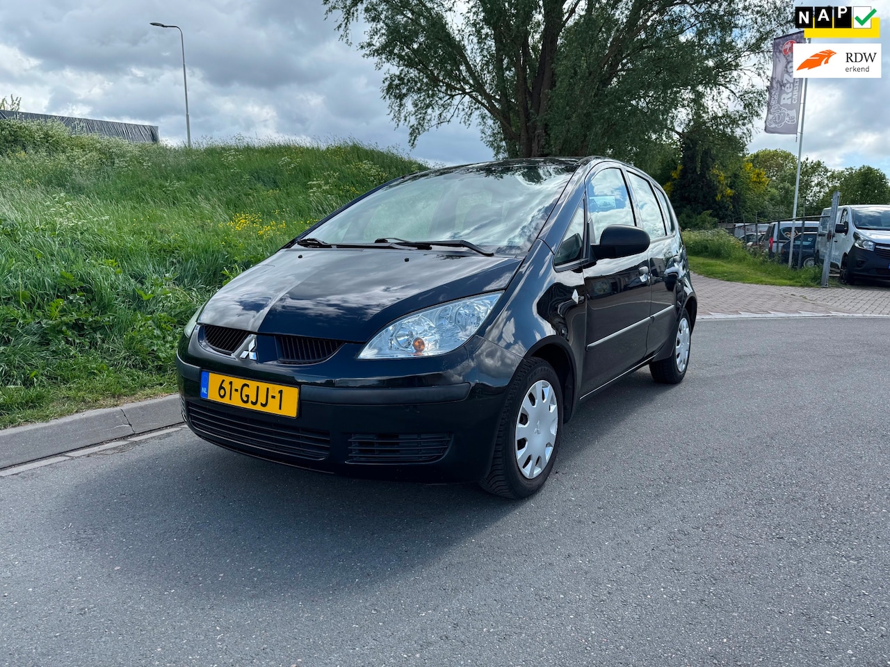 Mitsubishi Colt - 1.1 Incharge - AutoWereld.nl