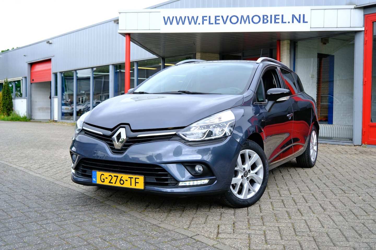 Renault Clio Estate - 0.9 TCe Limited *19.465km!* Navi|1e Eig|Airco|DAB|LMV - AutoWereld.nl