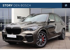 BMW X5 - xDrive45e High Executive M Sport Automaat / Trekhaak / Panoramadak Sky Lounge / Comfortsto