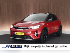 Kia Stonic - 1.0 T-GDi 101pk MHEV DynamicLine Stoelverwarming Camera Navigatie