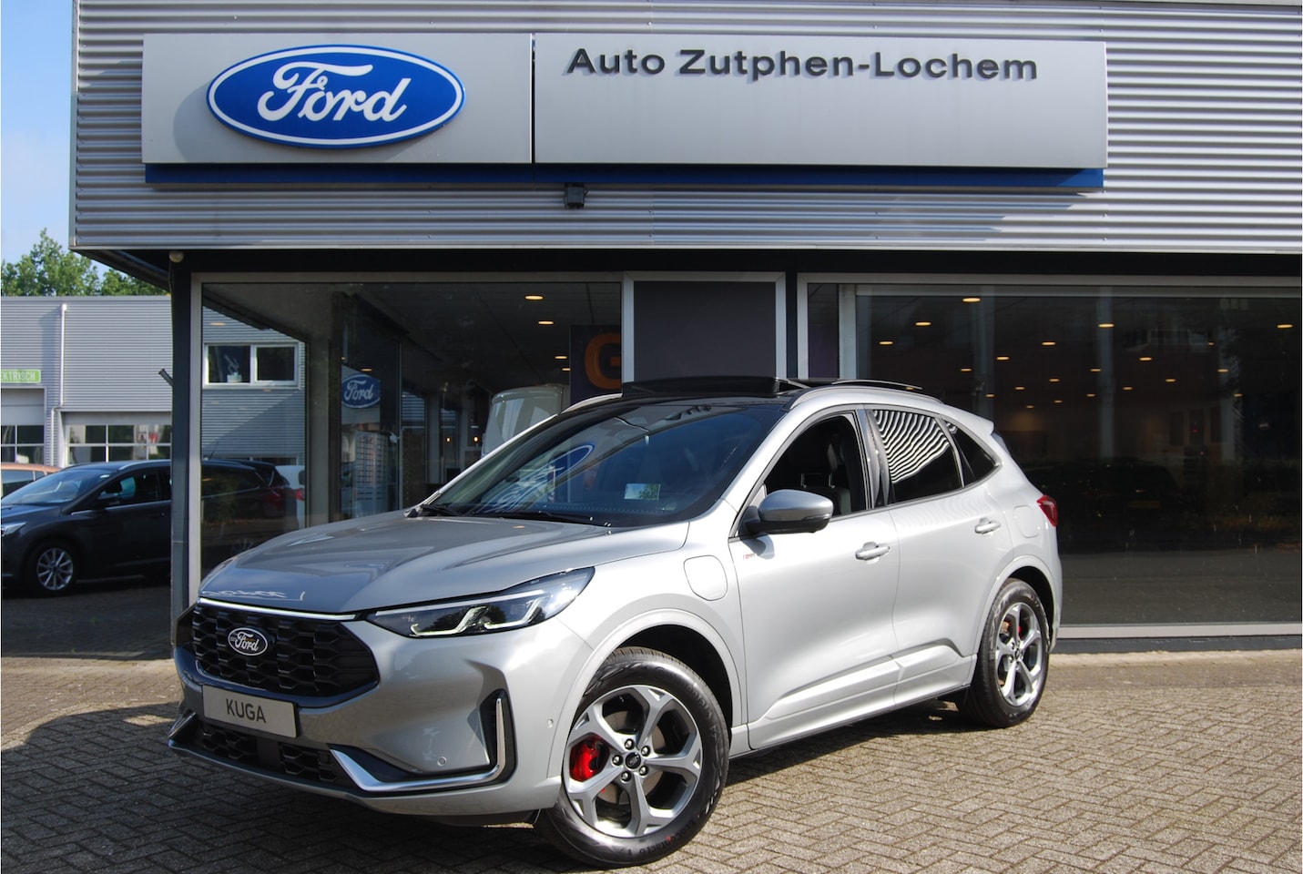 Ford Kuga - 2.5 PHEV ST-Line X PANO DAK | ELKTR TREKHAAK | LED MATRIX | WINTERPACK | AGR STOELEN - AutoWereld.nl