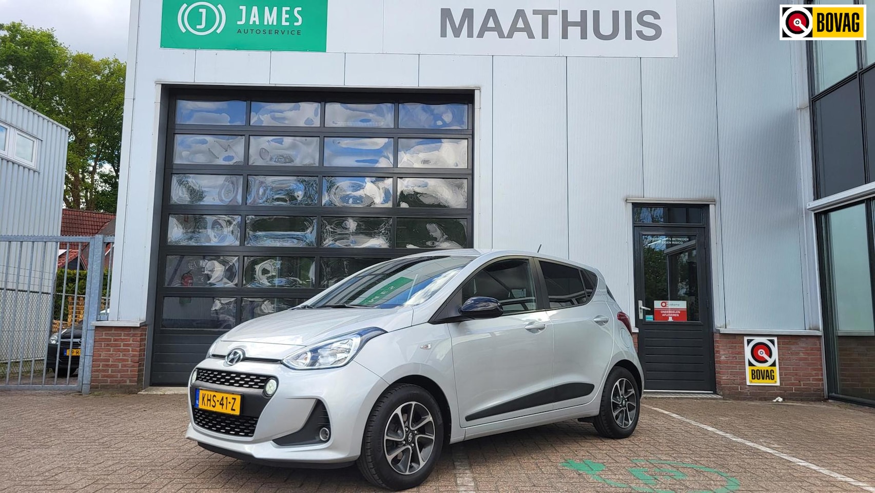 Hyundai i10 - 1.0i i-Motion Premium-Stoel & stuur verwarming-cruise - AutoWereld.nl