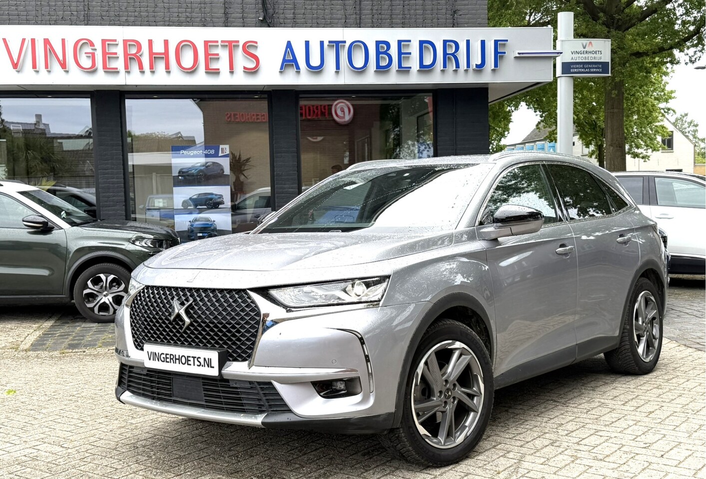 DS 7 Crossback - 1.6-16v. * Rivoli * AUTOMAAT * 180 Pk Benzine * * Trekhaak * Zwart Leder * Schuifdak * Nav - AutoWereld.nl