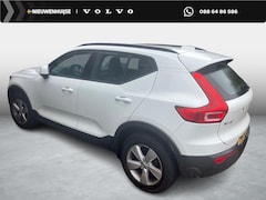 Volvo XC40 - 1.5 T3 Momentum | Standkachel | on Call | Stoelverwarming V + A | Stuurverwarming | Regens