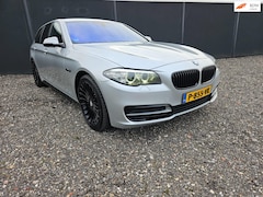 BMW 5-serie Touring - 520d High Executive AUT. /LEDER/TREKHAAK/19"BREEDSET