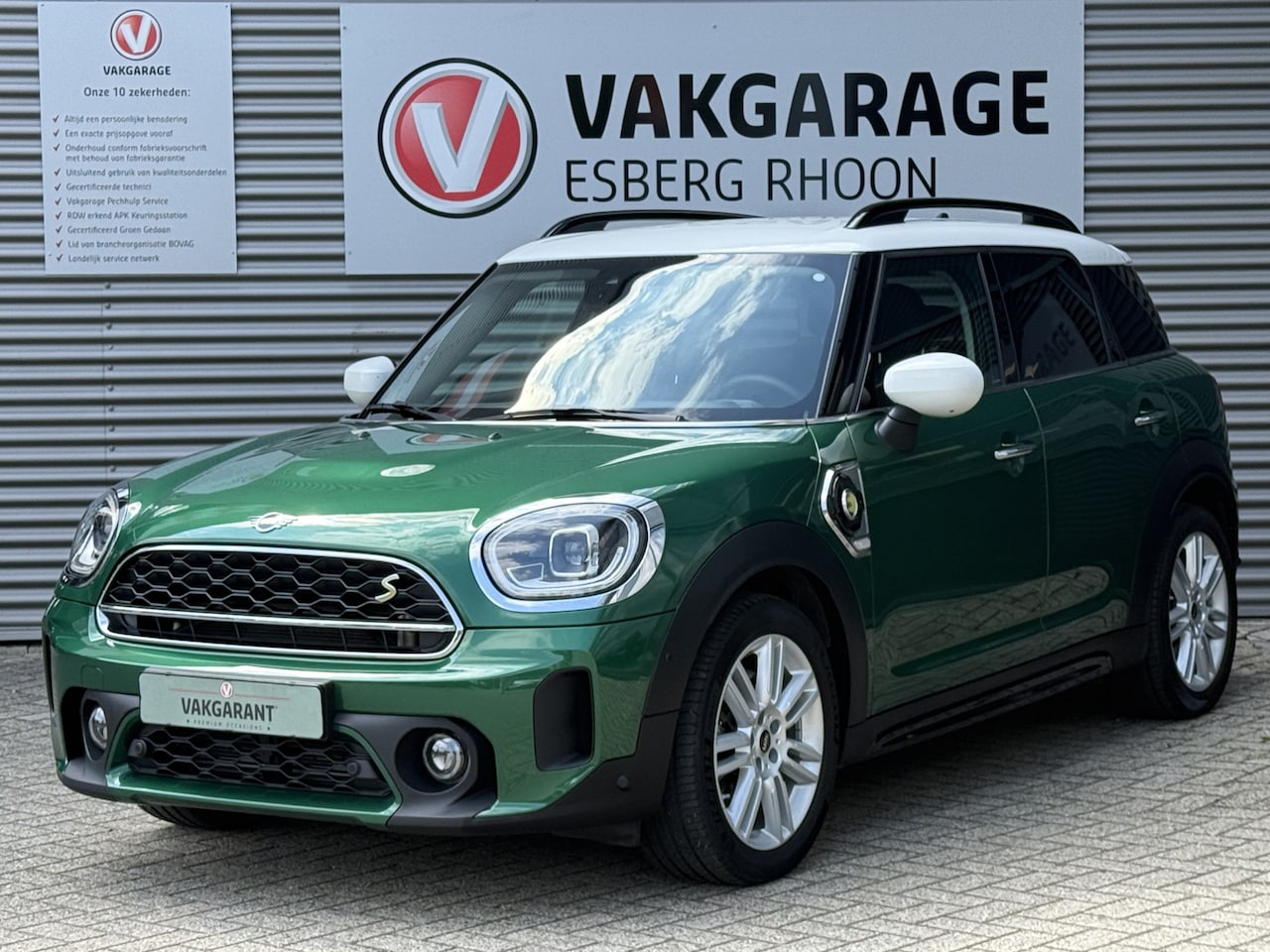 MINI Countryman - Mini 2.0 Cooper S E ALL4 Chili PHEV AUTOMAAT,NAVI/CAM,LEER,MEM. STOELEN - AutoWereld.nl