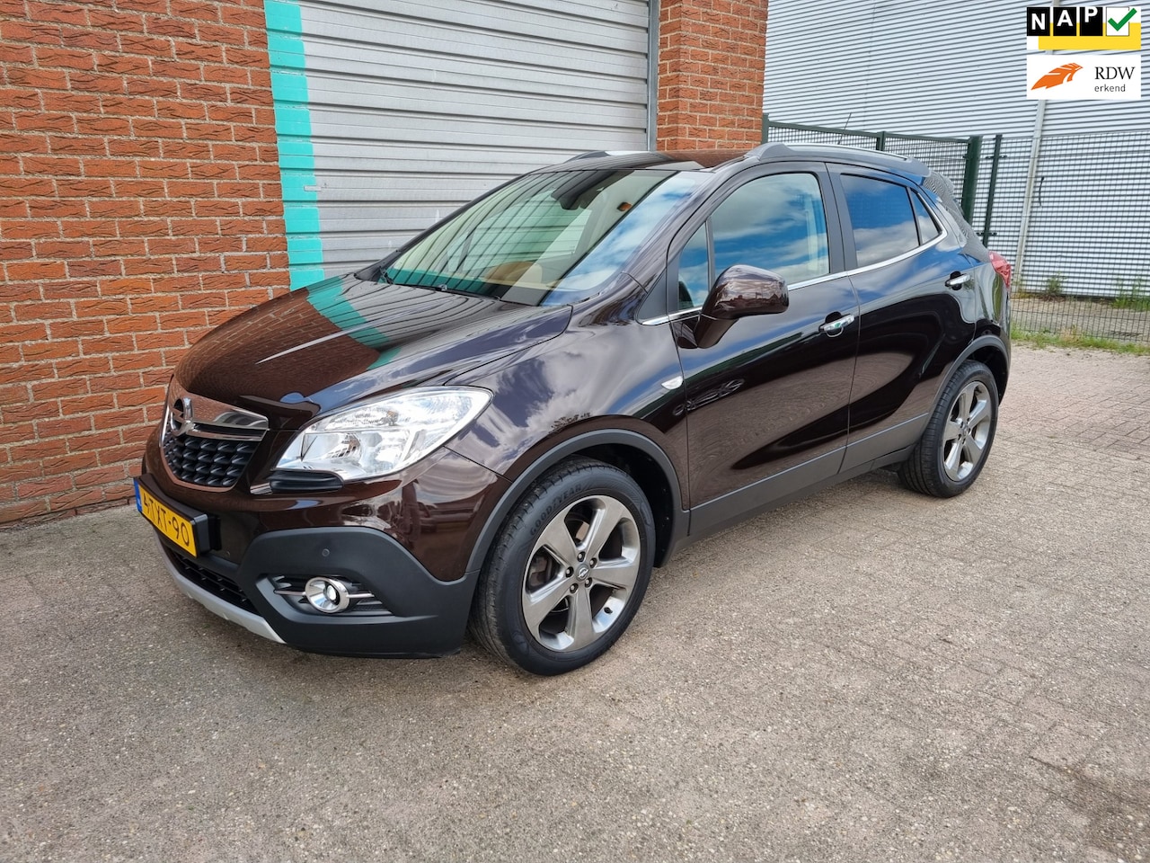 Opel Mokka - 1.4 T Cosmo LPG Navi! Leder! Schuifdak! Bj:2014 NAP! - AutoWereld.nl