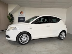 Lancia Y(psilon) - Ypsilon 0.9 TwinAir Silver Airco, LMV