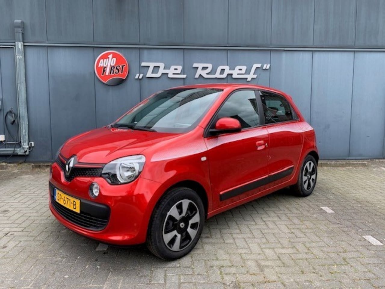 Renault Twingo - 1.0 SCE COLLECTION AIRCO - AutoWereld.nl