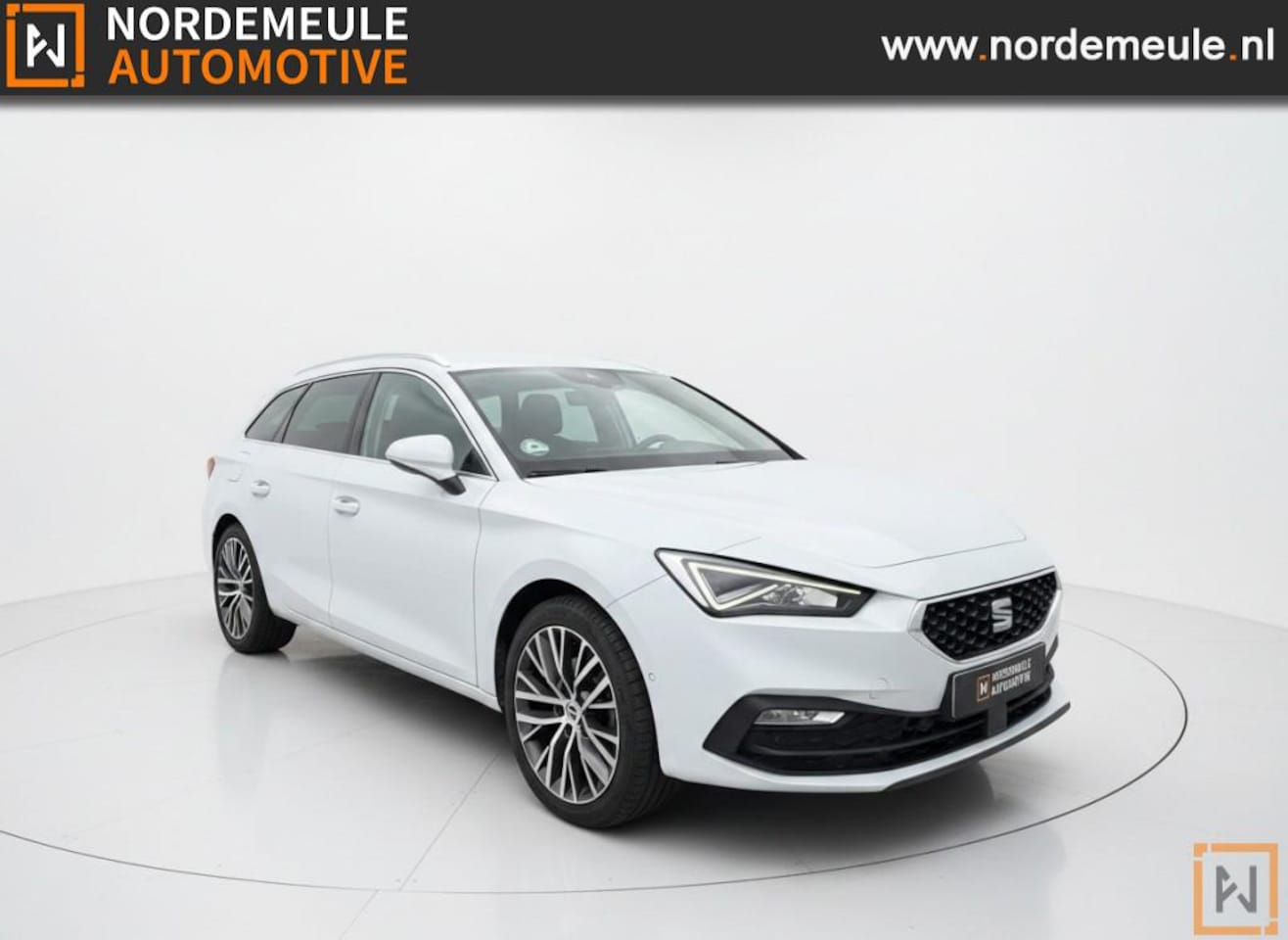 SEAT Leon - 1.5 TSI STYLE BNS, Camera, Navi, ACC - AutoWereld.nl