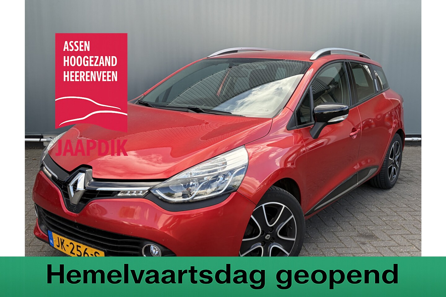 Renault Clio Estate - BWJ 2016 0.9 90 PK TCe Expression AIRCO | TREKHAAK | NAVI | TELEFOON | CRUISE | METALLIC R - AutoWereld.nl