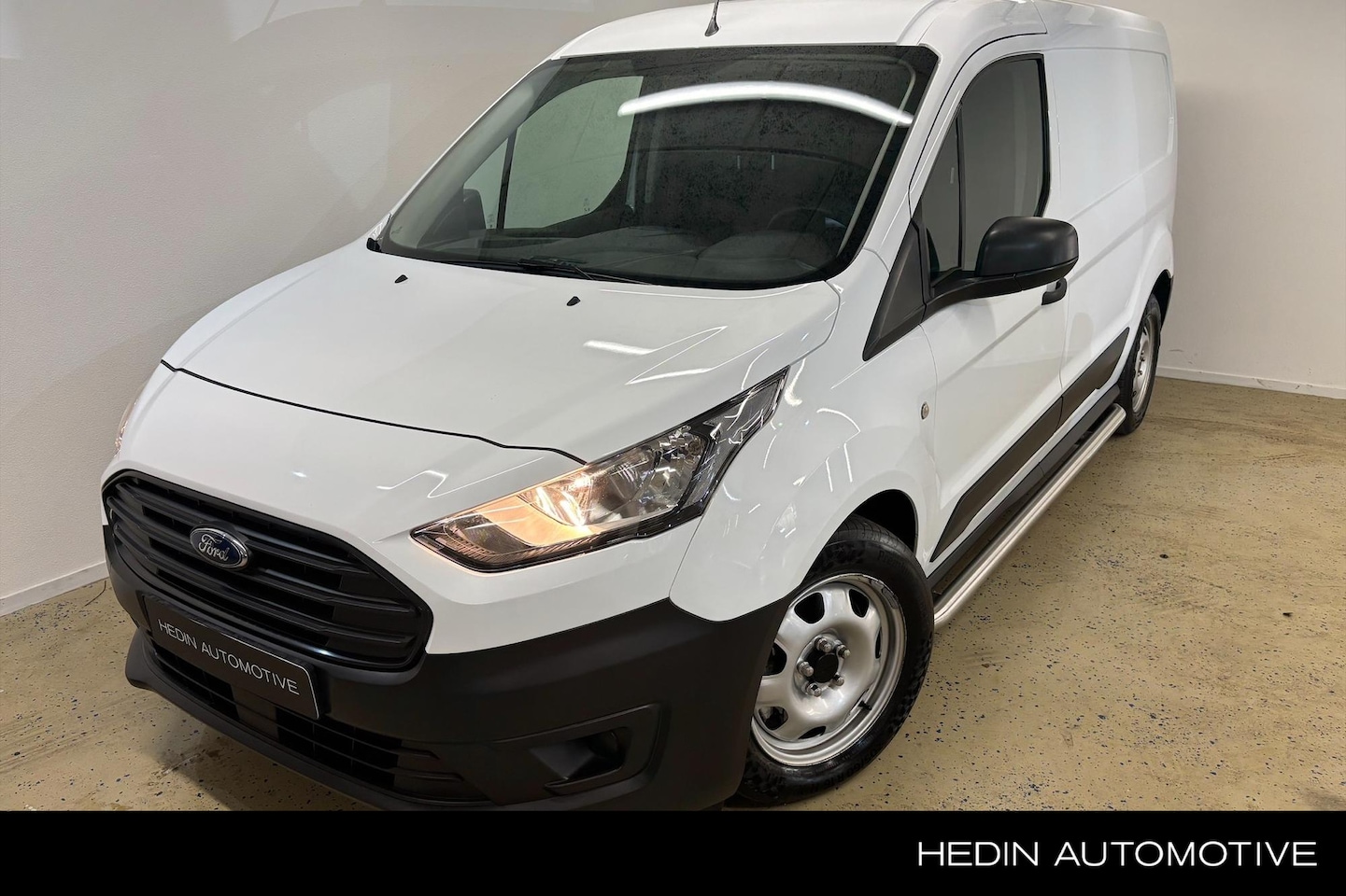Ford Transit Connect - 1.5 EcoBlue L2 Ambiente Airco | Trekhaak | Comfort stoel - AutoWereld.nl