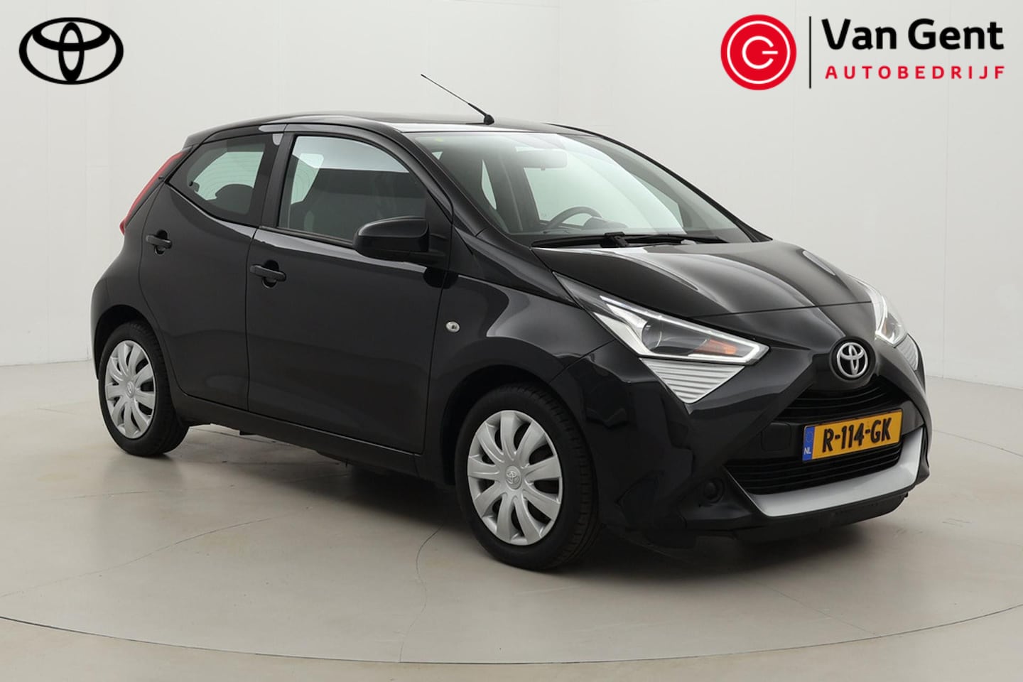 Toyota Aygo - 1.0 VVT-i x-play | Apple Carplay / Android Auto | Airco | Camera | DAB | Bluetooth - AutoWereld.nl