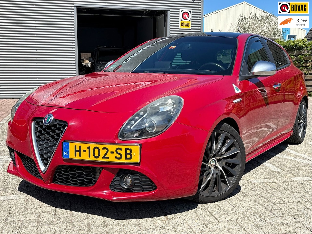 Alfa Romeo Giulietta - 1.7 TBi Quadrifoglio Verde 1.7 TBi Quadrifoglio Verde, UNIEK NIEUWSTAAT - AutoWereld.nl