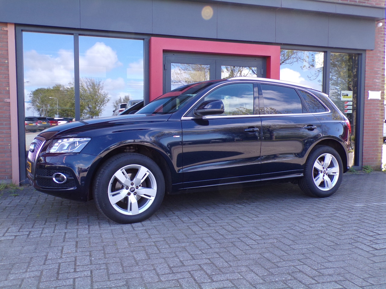 Audi Q5 - 2.0 TFSI quattro Pro Line S Leer Navi Trekhaak PDC NAP! - AutoWereld.nl