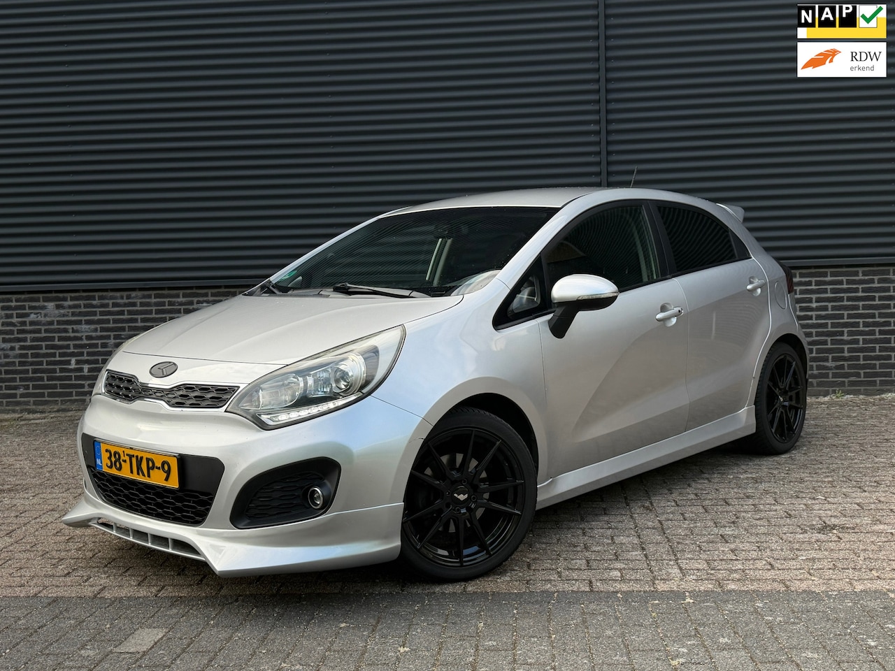 Kia Rio - 1.4 CVVT Super Pack automaat CAMERA CRUISE AIRCO - AutoWereld.nl