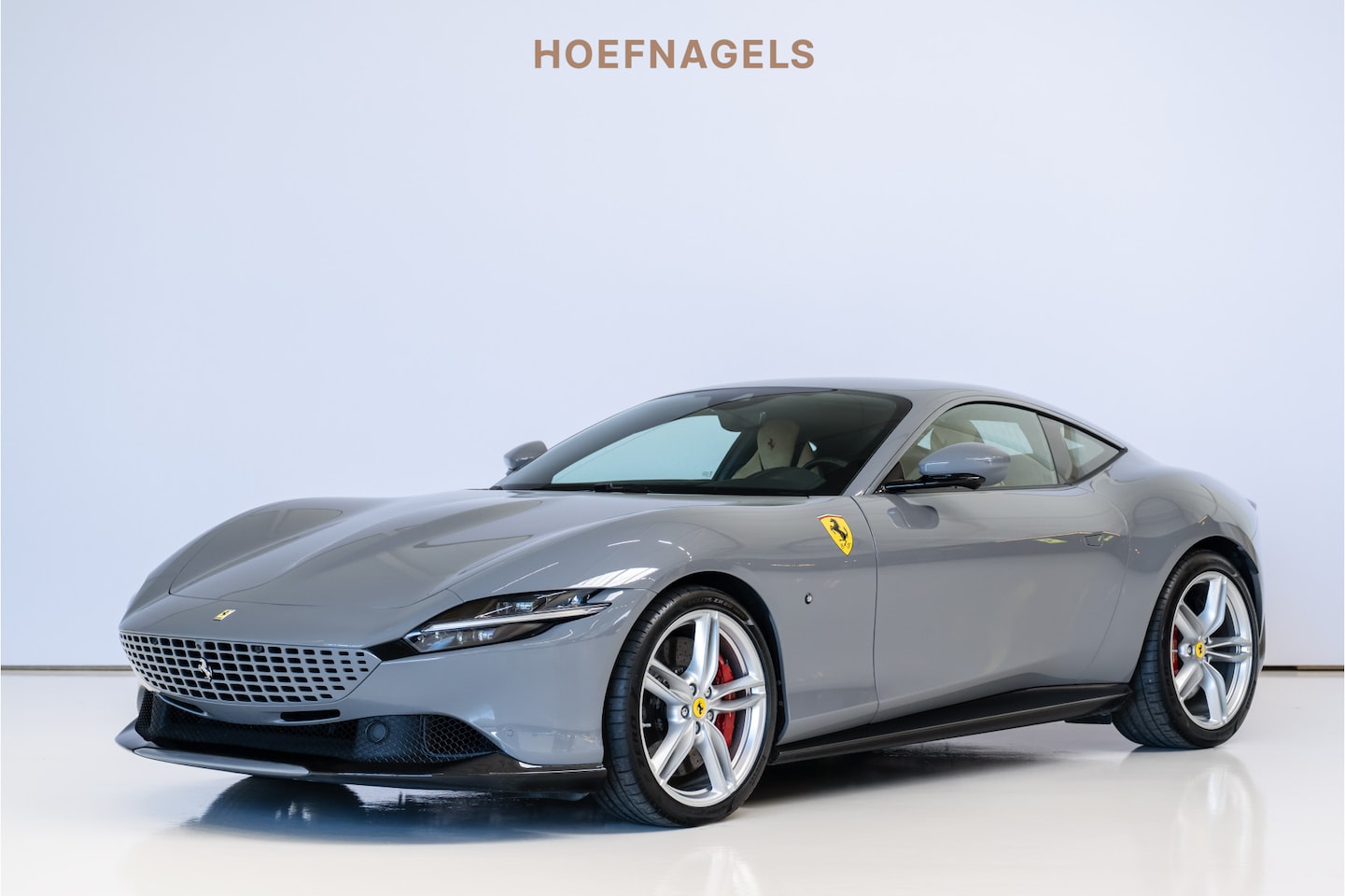 Ferrari Roma - 3.9 V8 Tailormade Full carbon int + Ext listprice EUR 450.000,- - AutoWereld.nl