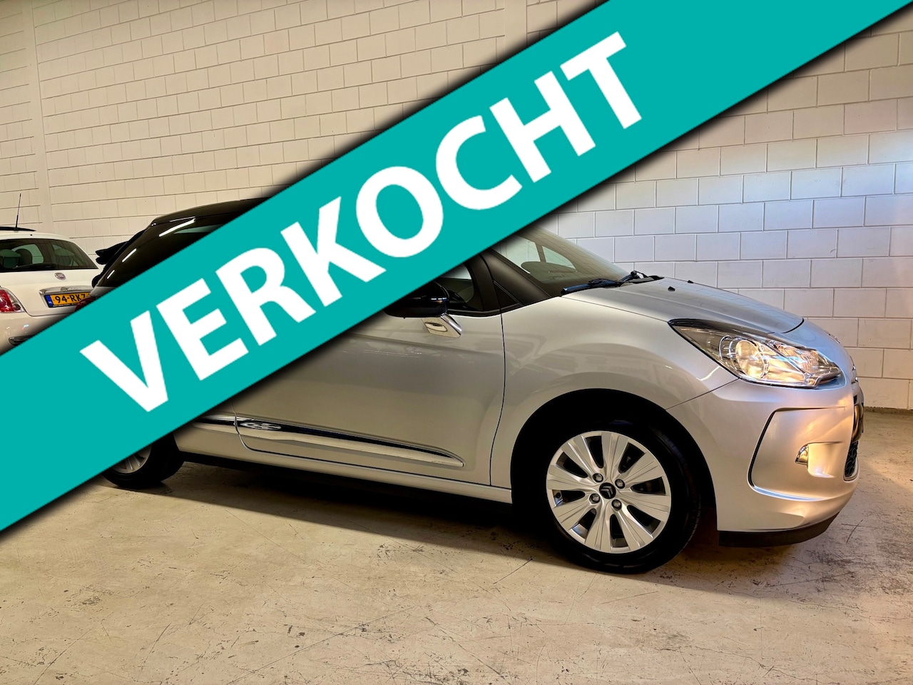 Citroën DS3 Cabrio - 1.2 PureTech So Chic Bj.14|Clima|Cabrio|Pcd|Onderhouden !! - AutoWereld.nl