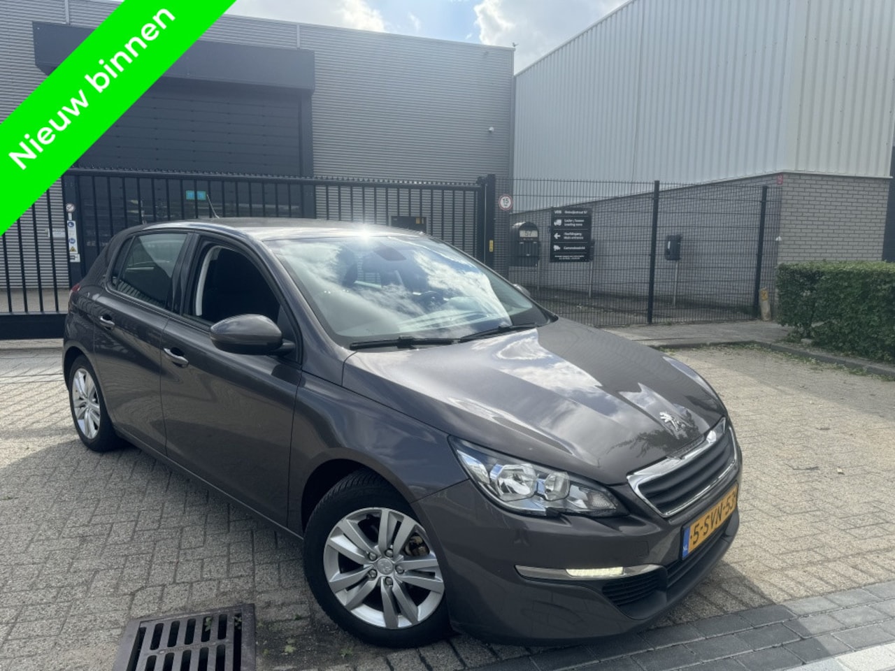 Peugeot 308 - 1.2 VTi Active|Navi|Airco|Cruise Lage Km Nap - AutoWereld.nl