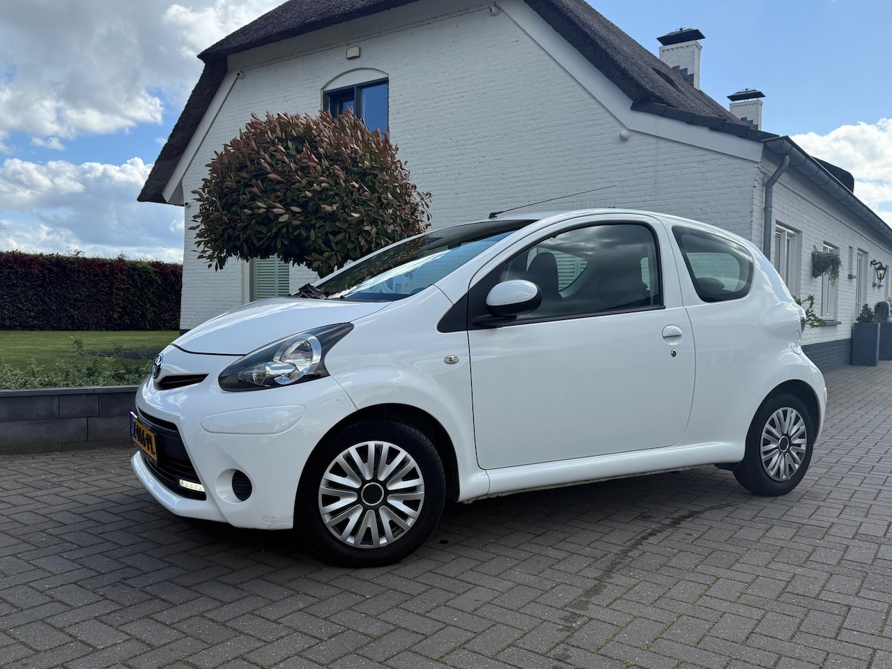 Toyota Aygo - 1.0 VVT-i / Bj: 2013 / AIRCO - AutoWereld.nl