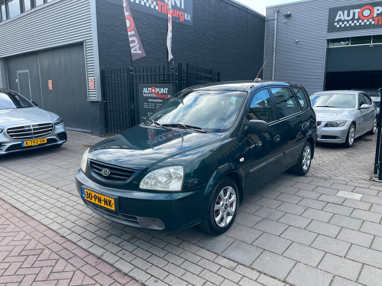 Kia Carens - 1.8-16V LX 1e Eigenaar! Trekhaak Airco NAP APK - AutoWereld.nl