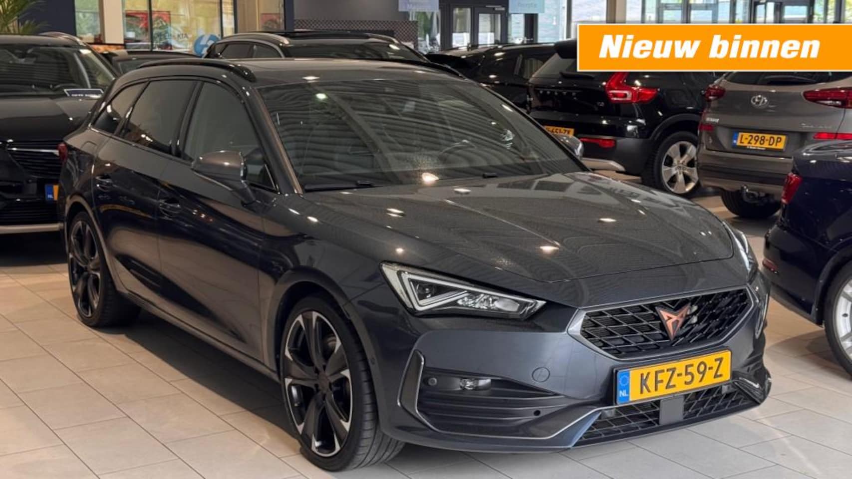 CUPRA Leon - 1.4 E-HYBRID 245Pk VZ Business Panorama schuifdak Leder Ellec verstelbaar - AutoWereld.nl