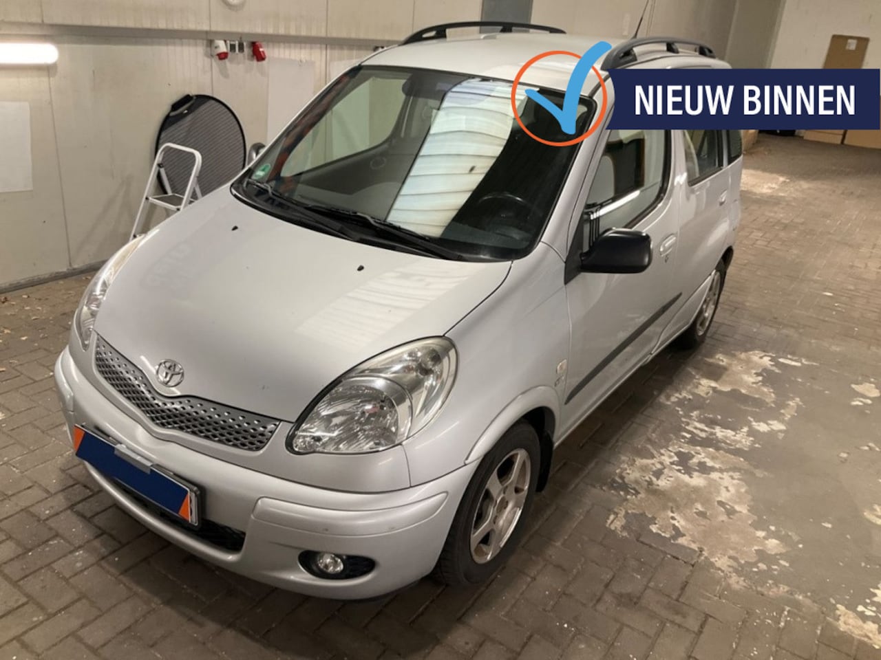 Toyota Yaris Verso - 1.3-16V VVT-i Sol 1.3-16V VVT-i Sol - AutoWereld.nl