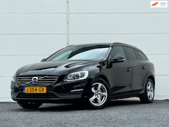 Volvo V60 - 1.5 T3 Polar+ Adapt cruise Stoelverwarming voor+achter Trekhaak Stuurverwarming 152 PK Ond