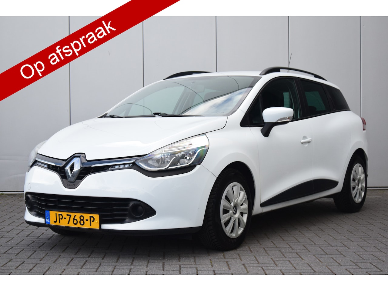 Renault Clio Estate - 1.5 dCi ECO Expression Navi/Dab/Bluetooth Priv/Glass Airco Cruise 90dkm! - AutoWereld.nl