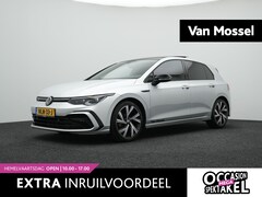 Volkswagen Golf - 1.5 eTSI R-Line Business | Apple Carplay/Android Auto | Panorama dak | Black Style | Sfeer
