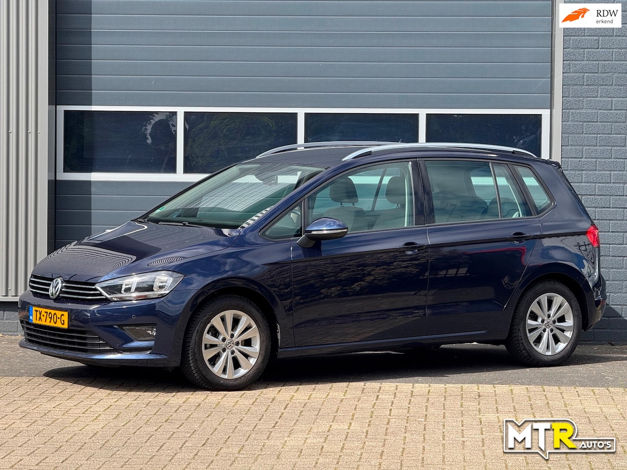 Volkswagen Golf Sportsvan - 1.4 TSI Highline AUT|APK|CLIMA - AutoWereld.nl