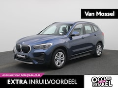 BMW X1 - xDrive25e Executive | HEAD UP DISPLAY | ACHTERUITRIJCAMERA | ELEKTRISCHE ACHTERKLEP | BLUE