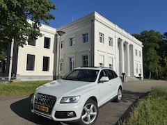 Audi Q5 - 2.0 TFSI AUT S-LINE, PANO, LEDER Adrenalin Sport