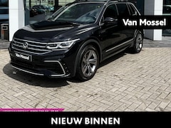 Volkswagen Tiguan - 1.4 TSI eHybrid R-Line Business+ | PANO | ACC | Achteruitrijcamera| Lane Assist | Apple Ca