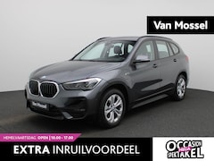 BMW X1 - xDrive25e Executive | ACHTERUITRIJCAMERA | NAVIGATIE | LEDEREN BEKLEDING | HEAD-UP DISPLAY