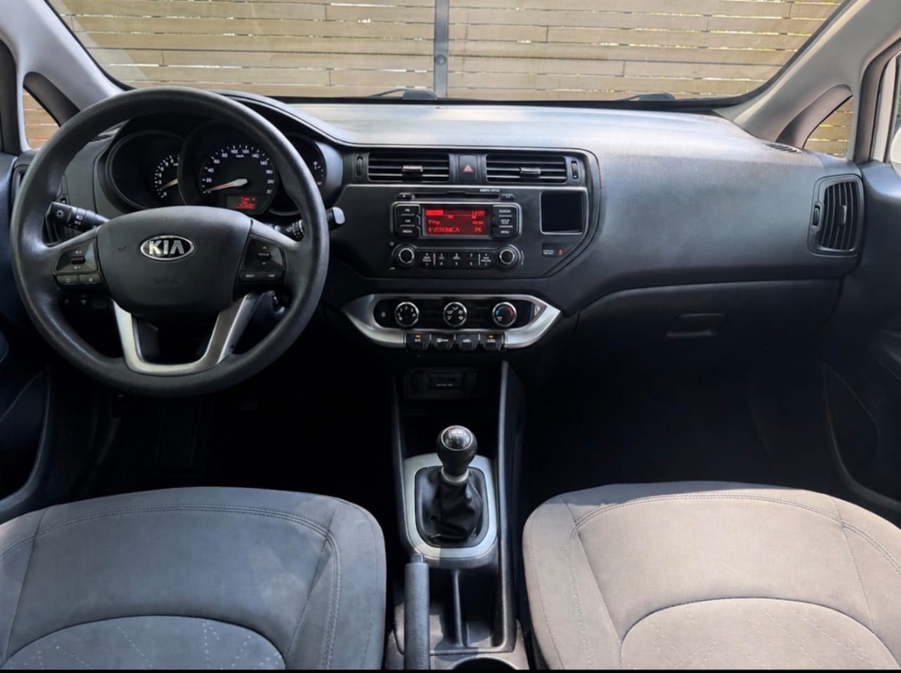 Kia Rio - 1.2 CVVT 1.2 CVVT - AutoWereld.nl