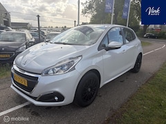 Peugeot 208 - 1.2 PureTech Blue Lion | NAV | LM Velgen | 5 Deurs