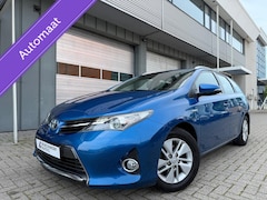 Toyota Auris Touring Sports - 1.8 Hybrid Historiek