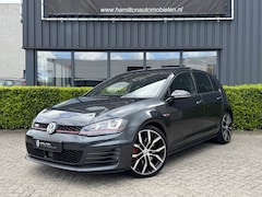 Volkswagen Golf - 7 GTI Performance 2.0 TSI 230pk DSG / Aut. Panoramadak 19" Leder/alcantara geheel originee