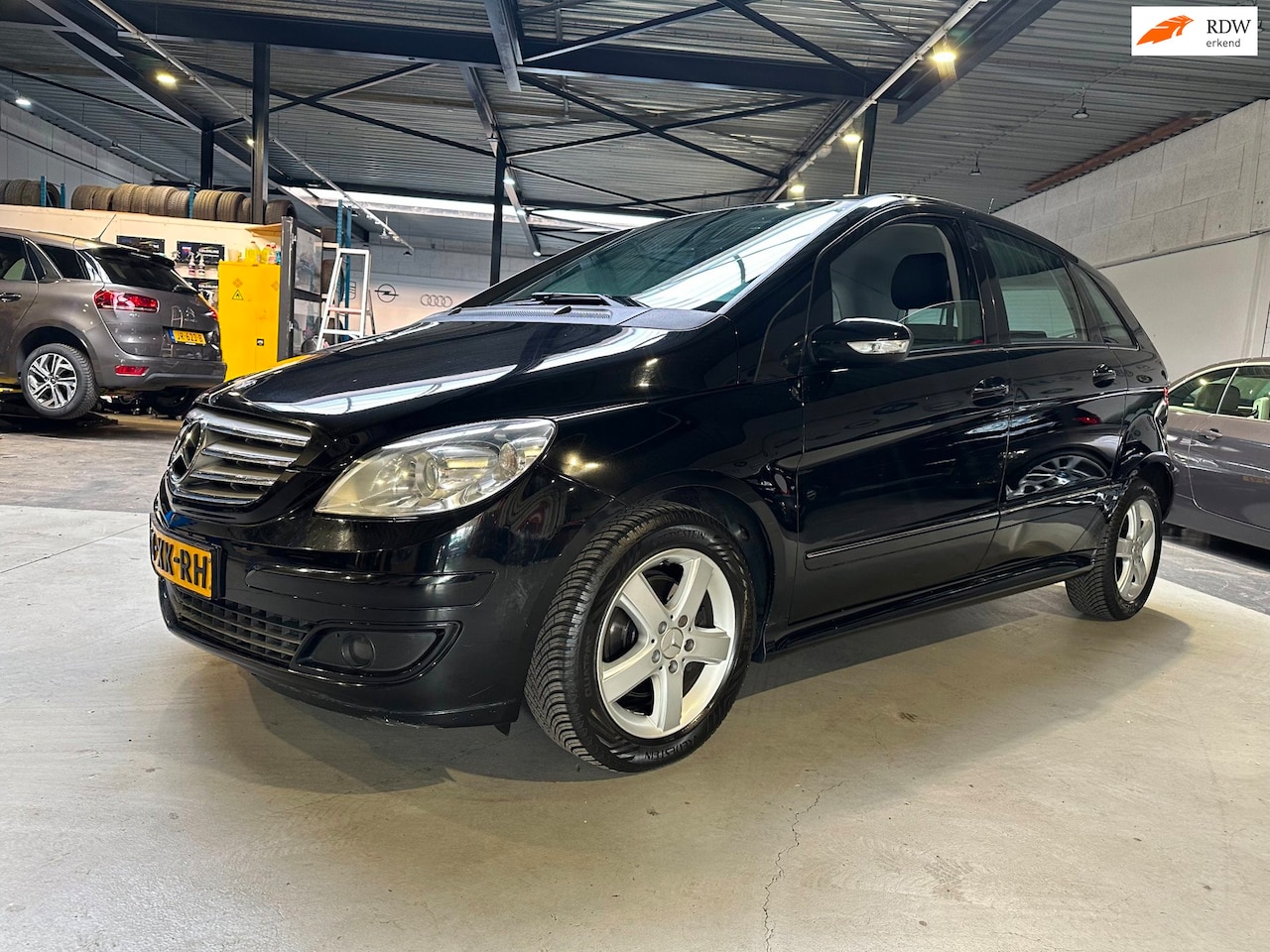 Mercedes-Benz B-klasse - 200 Motorsport Edition/dealeronderhouden/Apk nw bij aflevering - AutoWereld.nl