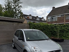 Ford Fiesta - 1.3 Ambiente