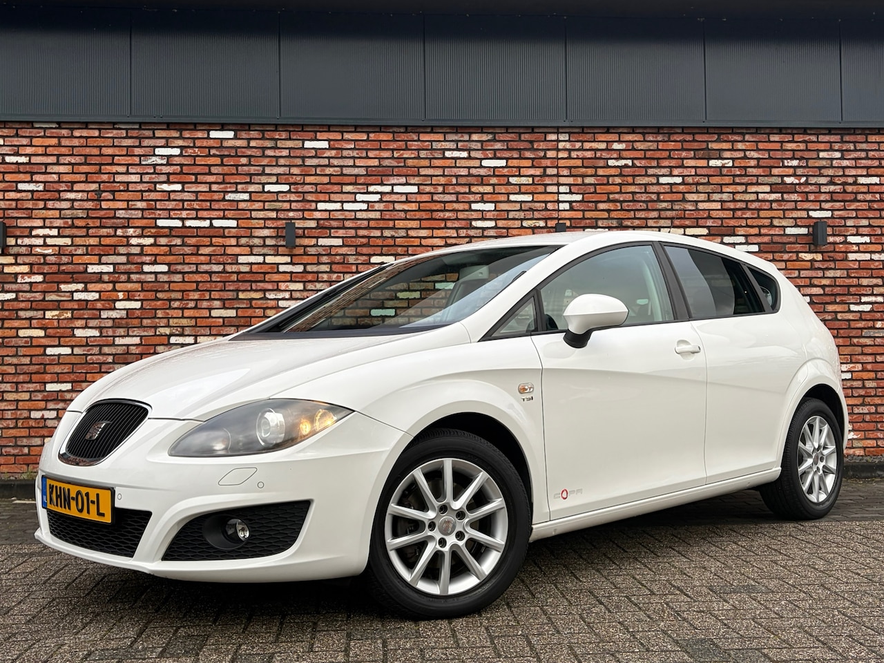 SEAT Leon - 1.4 TSI Copa Nav/Cruise Stoelverw Pdc Bluetooth Onderhouden! - AutoWereld.nl
