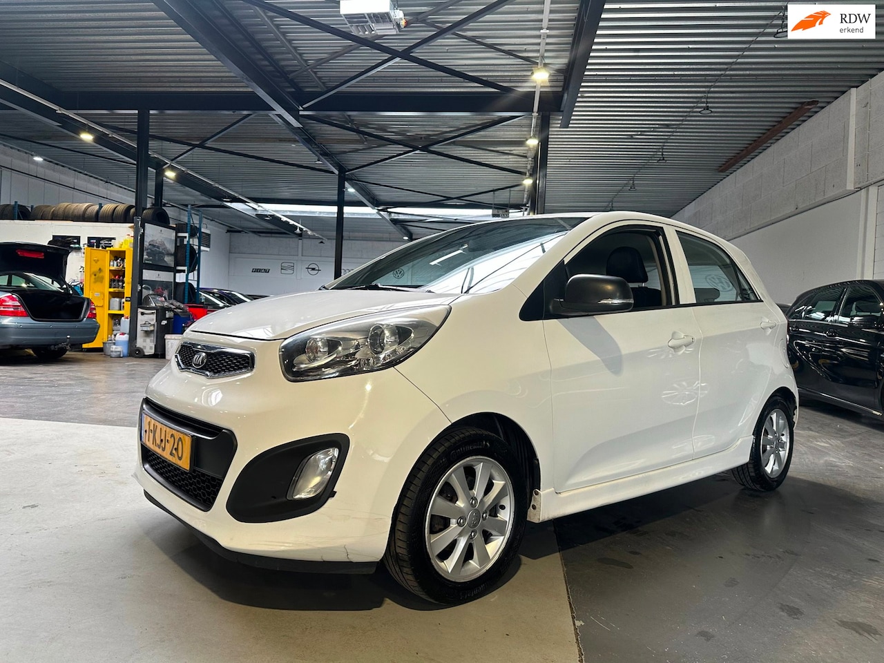 Kia Picanto - 1.2 CVVT ISG Plus Pack/Dealer onderhouden/Apk nieuw bij aflevering - AutoWereld.nl
