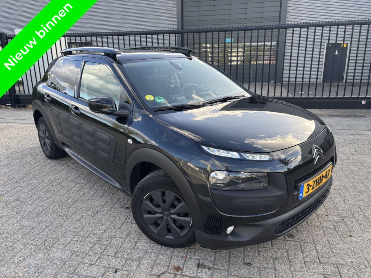 Citroën C4 Cactus - 1.6 HDi Navi|Camera|Clima|Cruise - AutoWereld.nl